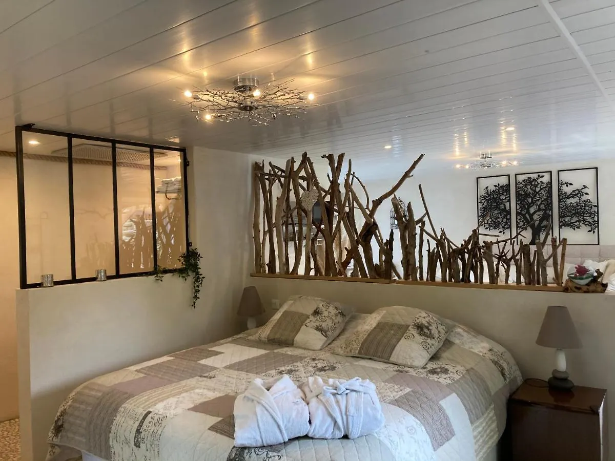 Apartment Cottage En Bordure De Riviere
