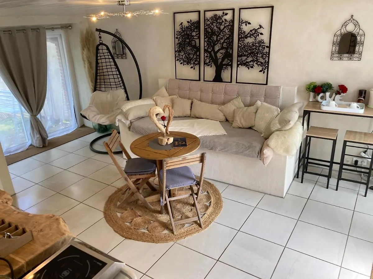 Cottage En Bordure De Riviere 0*, Saint-Ilpize France